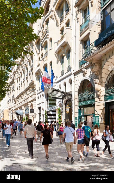 shops on the champs elysees